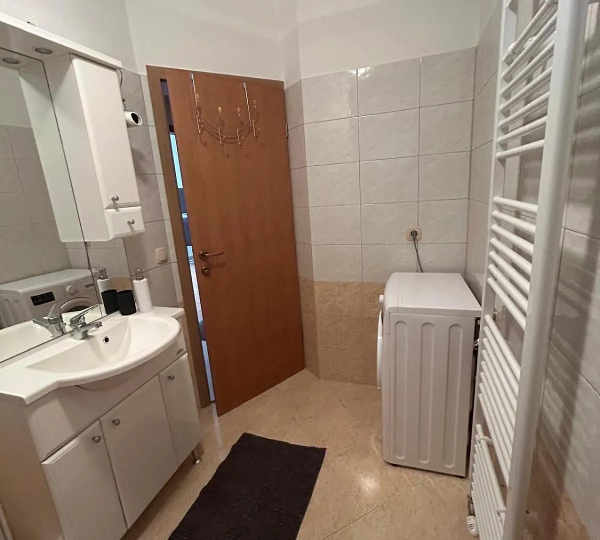 아파트 Lipa Apartman 자다르